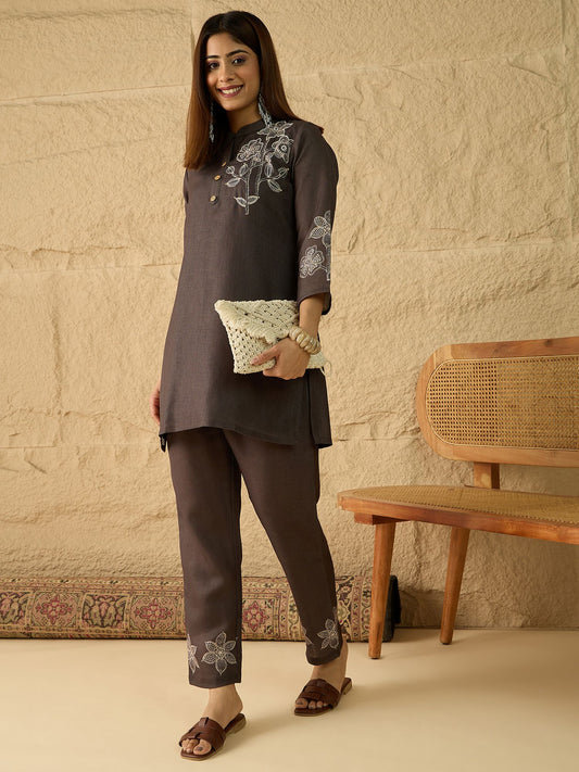 Linen Embroidered Tunic with Trousers