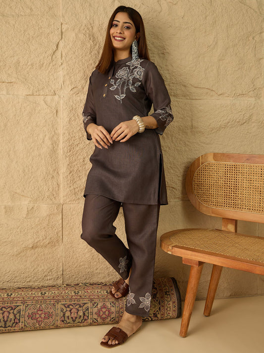 Linen Embroidered Tunic with Trousers