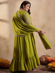 Women Floral Embroidered Thread Work Floral Georgette Kurta