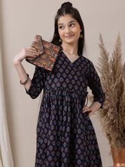 Girls Floral Printed Angrakha Kurta with Trousers