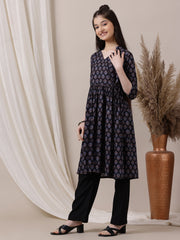 Girls Floral Printed Angrakha Kurta with Trousers