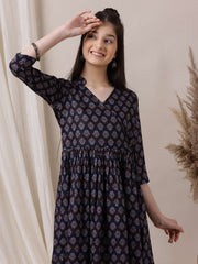 Girls Floral Printed Angrakha Kurta with Trousers