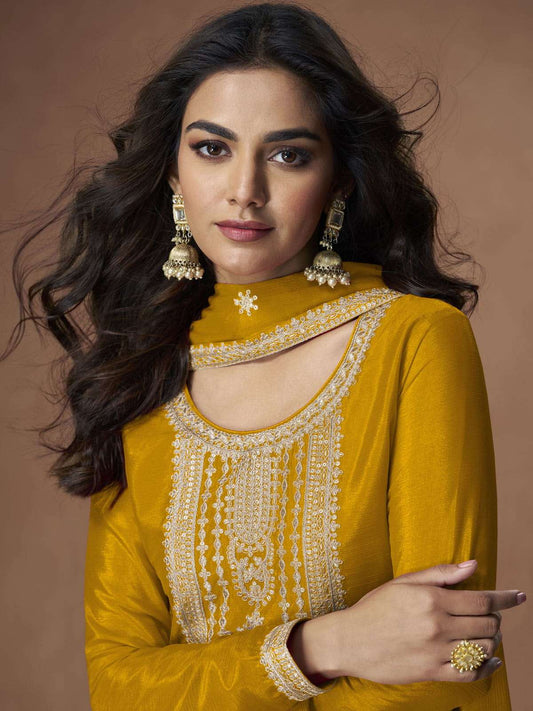 Yellow Chinon Embroiderd Salwar Suit