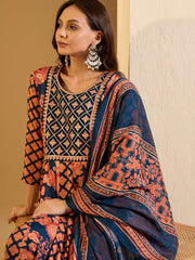 Women Floral Yoke Design Pleated Thread Work Kurta with Trousers & With Dupatta