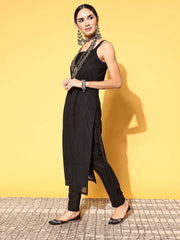 Women Black Ethnic Motifs Poly Georgette Ethereal Embroidery Kurta Set