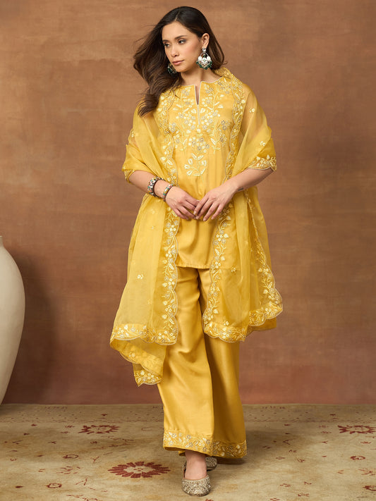 Women Floral Embroidered Regular Thread Work Kurta with Palazzos & With Dupatta