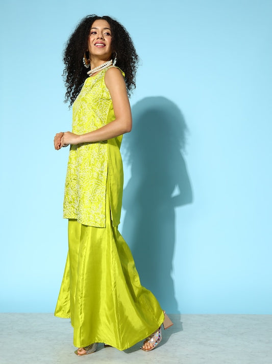 Women Embroidered Kurta with Palazzos & Dupatta