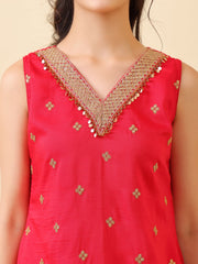 Girls Ethnic Motifs Embroidered Regular Gotta Patti Kurta with Palazzos
