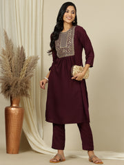 Women Floral Embroidered Pleated Thread Work Kurta with Trousers