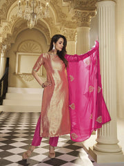 Women Jacquard Paisley Motif Embroidered Yoke Design Kurta Set with Dupatta