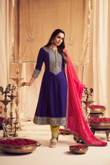 Malaika Arora Women Floral Yoke Design Regular Thread Work Kurta with Trousers & With Dupatta