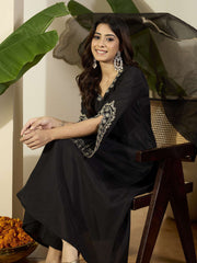 Women Ethnic Motifs Embroidered Anarkali Kurta with Trousers & Dupatta