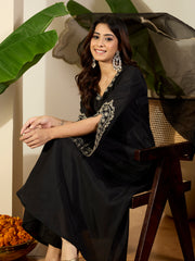 Women Ethnic Motifs Embroidered Anarkali Kurta with Trousers & Dupatta