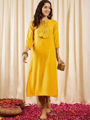 Women Floral Embroidered Sequinned Floral Kurta