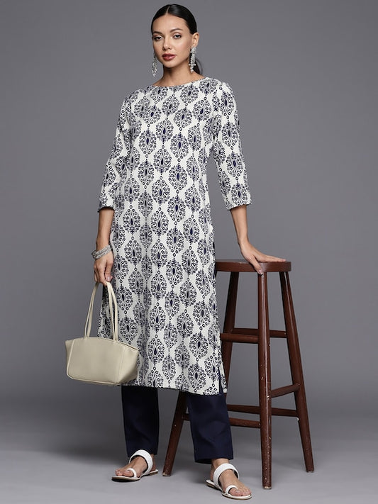 Women Ethnic Motifs Printed Cotton Kurta with Trousers