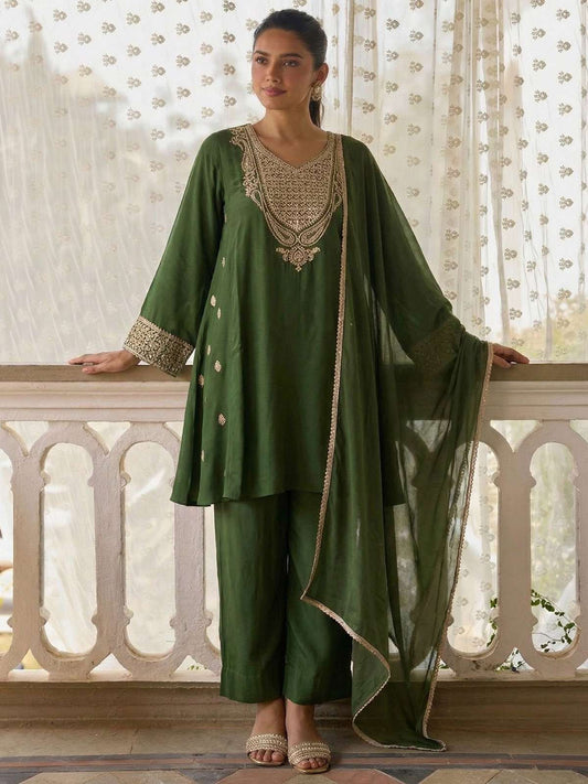 Designer Style Green Festive Pant Style Salwar Suit