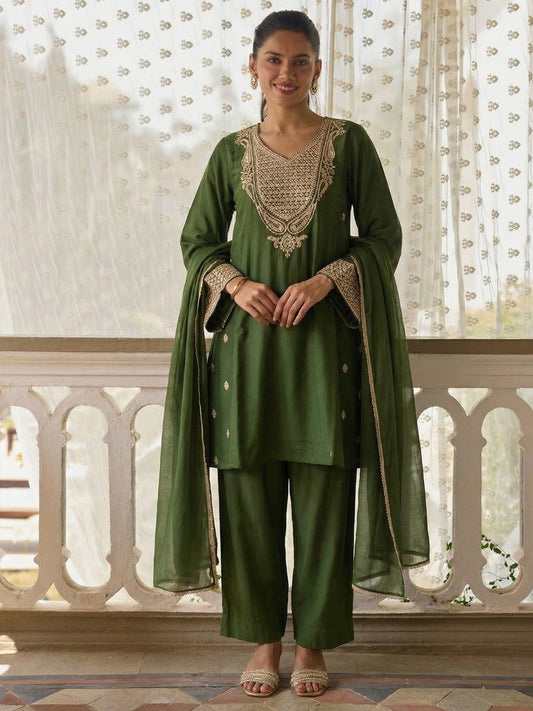 Designer Style Green Festive Pant Style Salwar Suit
