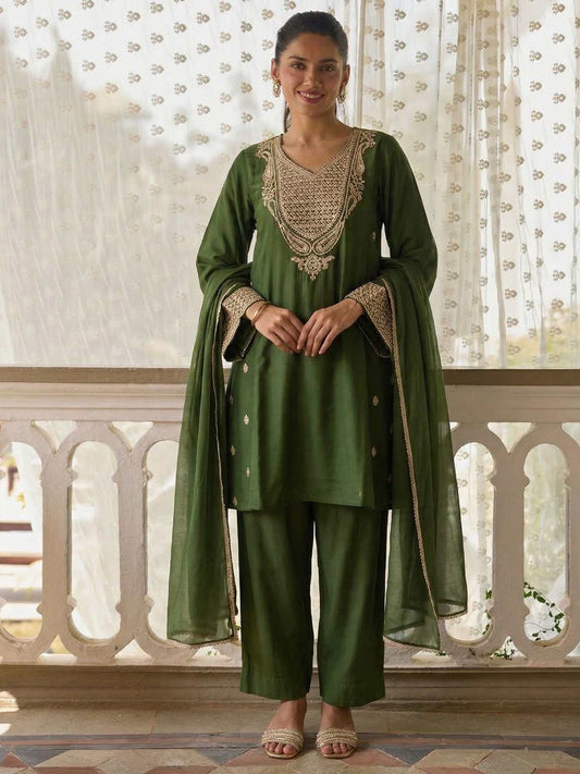 Designer Style Green Festive Pant Style Salwar Suit