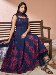 Floral Embroidered Thread Work Pure Cotton Kurta with Trousers & Dupatta