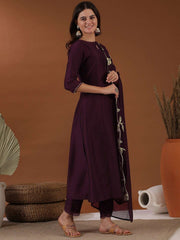 Mauve Floral Thread Embroidered Straight Kurta With Trouser & Dupatta