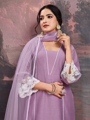 Lace Work Panelled Square Neck Straight Kurta &Trousers With Dupatta