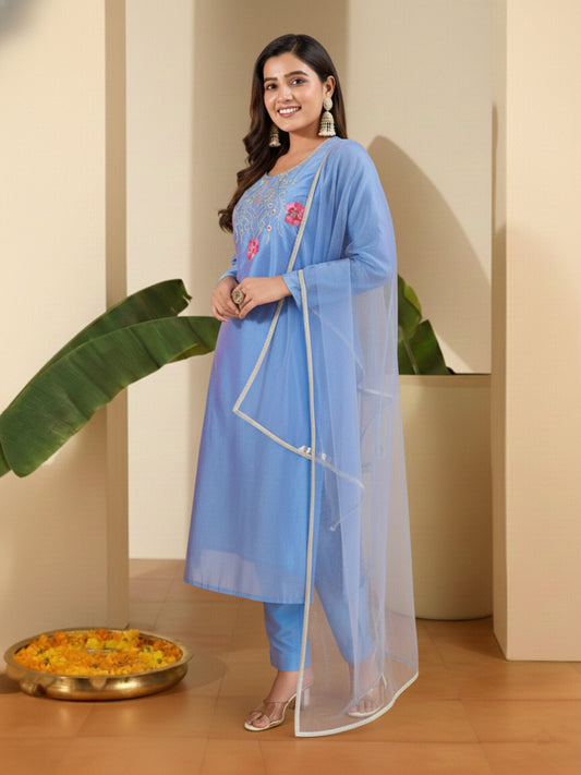 Women Floral Embroidered Regular Thread Work Chanderi Silk Kurta with Trousers & With Dupatta