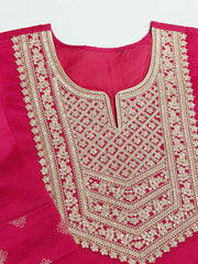 Women Floral Thread and Sequinned Embroidered Kurta Set with Dupatta