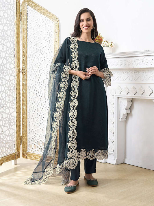 Embroidered Kurta With Trouser & Dupatta