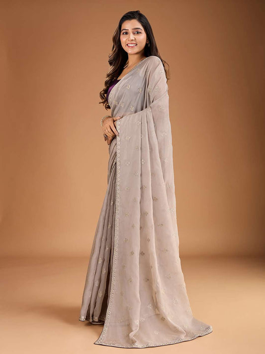 Embroidered Saree With Velvet Blouse Piece