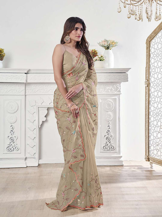 Floral Thread & Sequinned Embroidered Saree With Blouse Piece