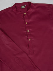 Men Mandarin Collar Roll Up Sleeves Short Kurta