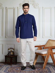 Men Solid Mandarin Collar Roll Up Sleeves Short Kurta