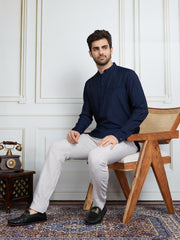 Men Mandarin Collar Short Kurta
