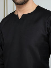 Men Sweetheart Neck Short Kurta