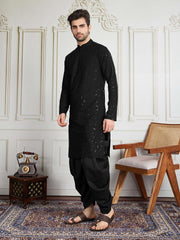 Men Sequinned Embroidered Kurta With Dhoti Set