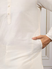 Men Sequinned Embroidered Kurta & Trousers With Nehru Jacket