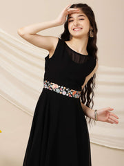Girls Thread Embroidered A-Line Ethnic Dresses