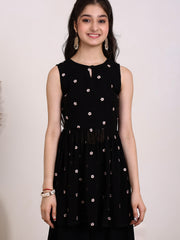 Girls Floral Embroidered Georgette Pleated Keyhole Neck A-Line Kurta With Palazzos