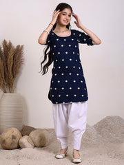 Girls Ethnic Motifs Embroidered Regular Thread Work Chanderi Cotton Kurta with Dhoti Pants