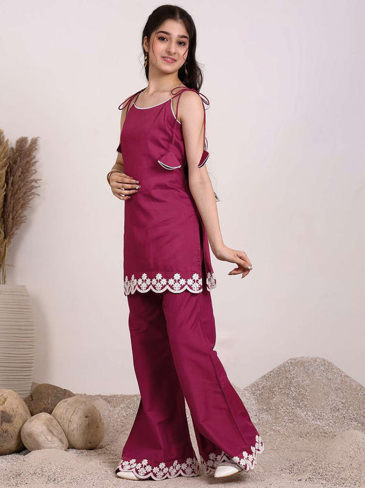 Girls Floral Embroidered Regular Thread Work Kurta with Palazzos