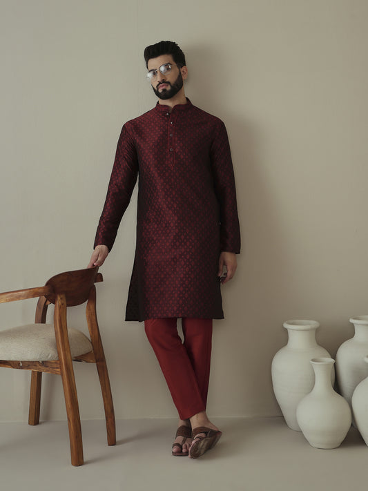 Men Ethnic Motifs Embroidered Regular Thread Work Kurta with Trousers