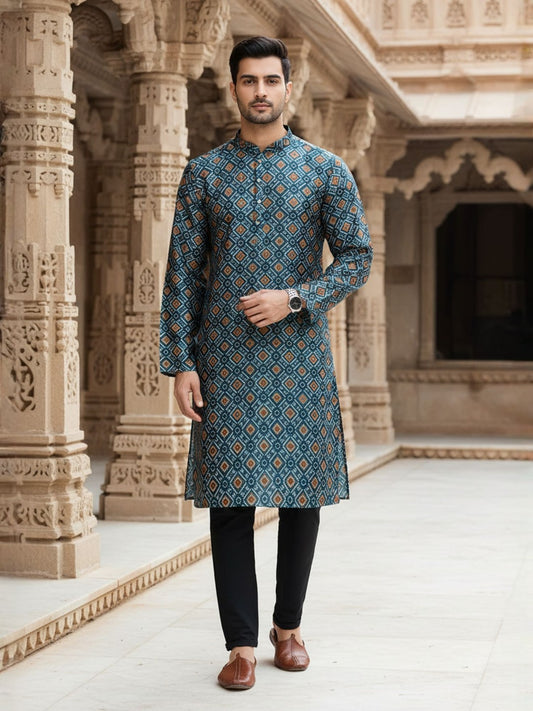 Men Ethnic Motifs Embroidered Sequinned Kurta