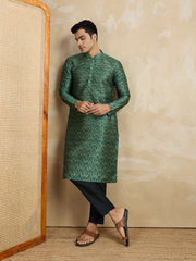Ethnic Motifs Printed Mandarin Collar Sequinned Straight Kurta With Trousers