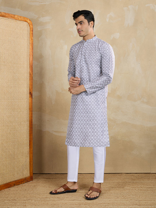 Ethnic Motifs Embroidered Mandarin Collar Thread Work Straight Kurta With Trousers