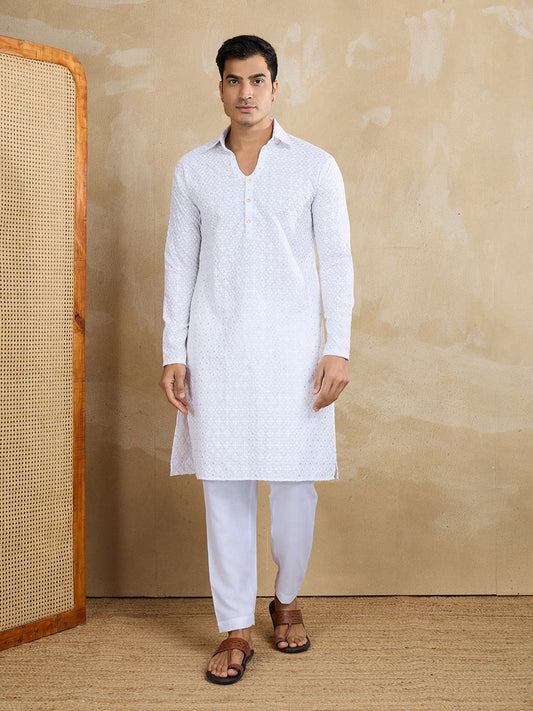 Men Ethnic Motifs Embroidered Kurta with Trousers