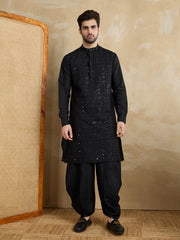 Men Solid Embroidered Kurta with Dhoti Pants
