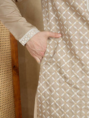 Men Geometric Embroidered Kurta with Trousers