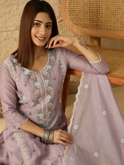 Women Floral Thread and Sequinned Embroidered Kurta & Trouser with Dupatta