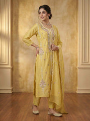 Women Ethnic Motifs Embroidered Regular Thread Work Kurta with Trousers & With Dupatta