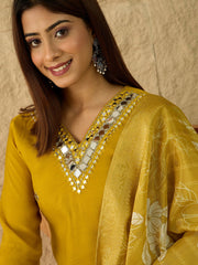 Women Floral Regular Mirror Work Kurta with Trousers & With Dupatta